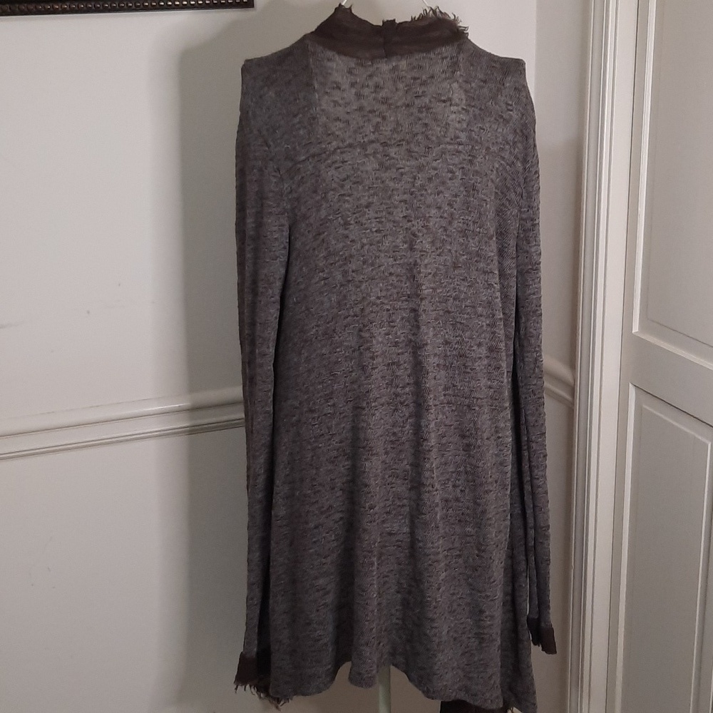 Fresh laundry Sweater - Picture 2 of 4